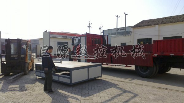 鑄造消失模切割機-發貨