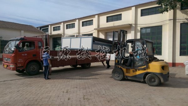 XPS擠塑板切割機-發貨