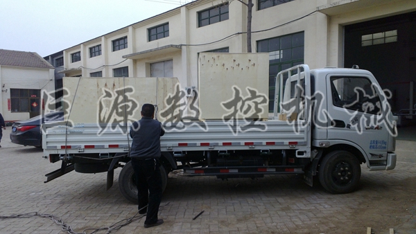 泡沫弧形窗套切割機-發貨